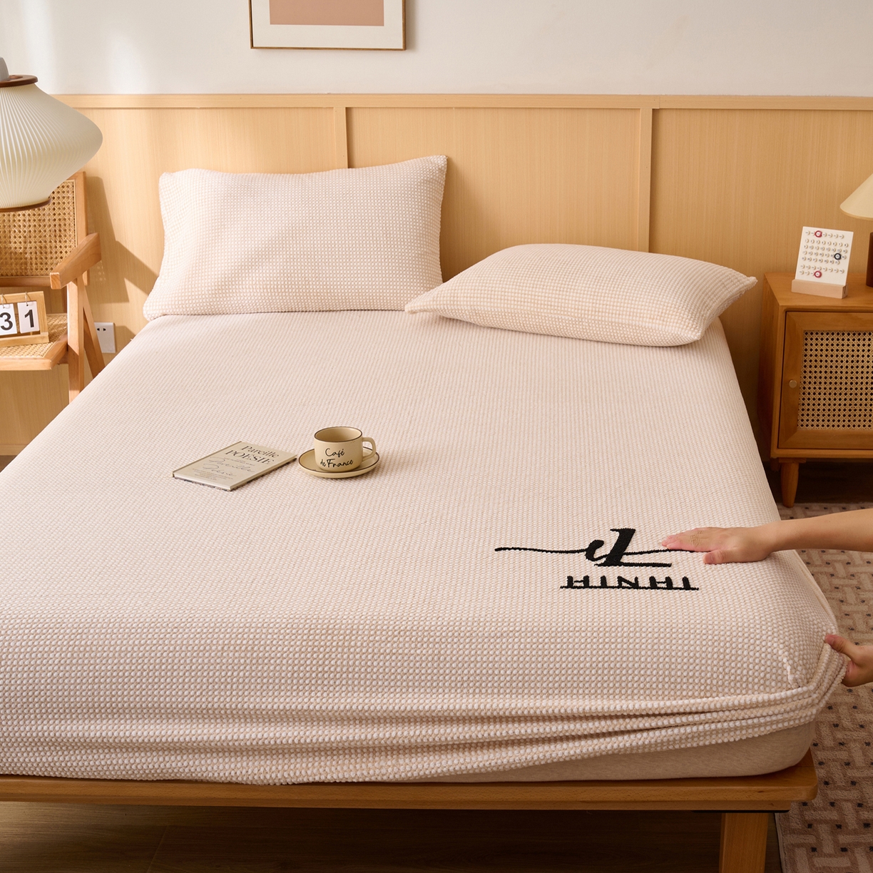 91家纺网 家纺一手货源 找家纺 早晨家纺 2025新款深蓝款高克重牛奶绒阳离子提花单床笠 深蓝-黄