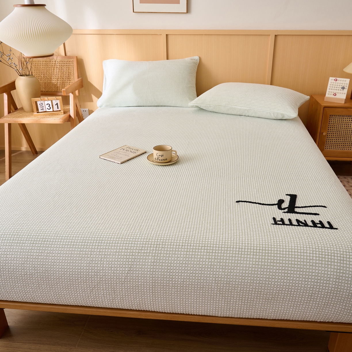 91家纺网 家纺一手货源 找家纺 早晨家纺 2025新款深蓝款高克重牛奶绒阳离子提花单床笠 深蓝-绿