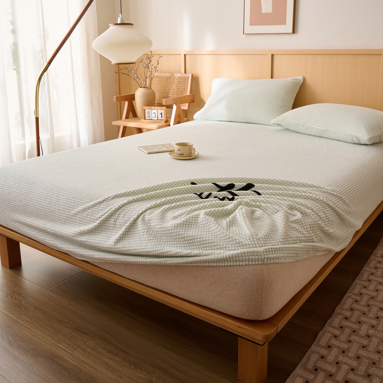 91家纺网 家纺一手货源 找家纺 早晨家纺 2025新款深蓝款高克重牛奶绒阳离子提花单床笠 深蓝-绿