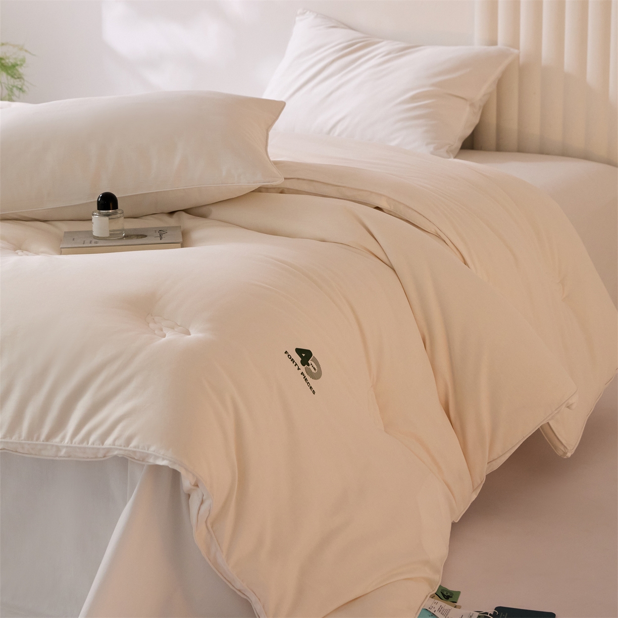 91家纺网 家纺一手货源 找家纺 （总）头等舱 2025新款全棉40支纯色A类20大豆7A抗菌立体被（空镜图）