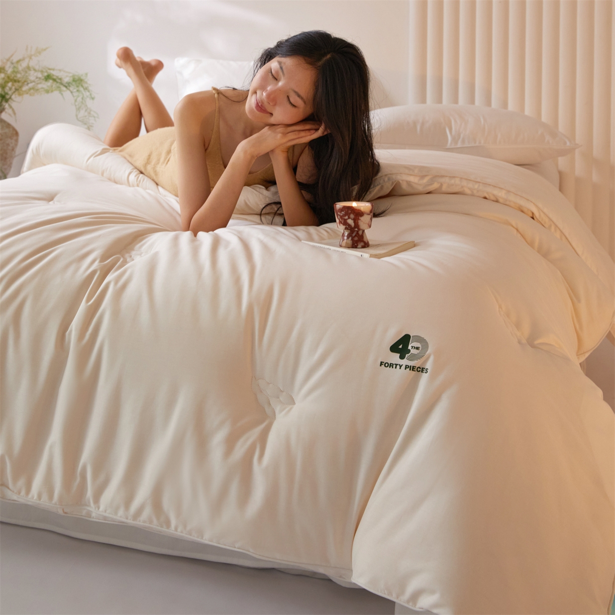 91家纺网 家纺一手货源 找家纺 （总）头等舱 2025新款全棉40支纯色A类20大豆7A抗菌立体被（模特图）