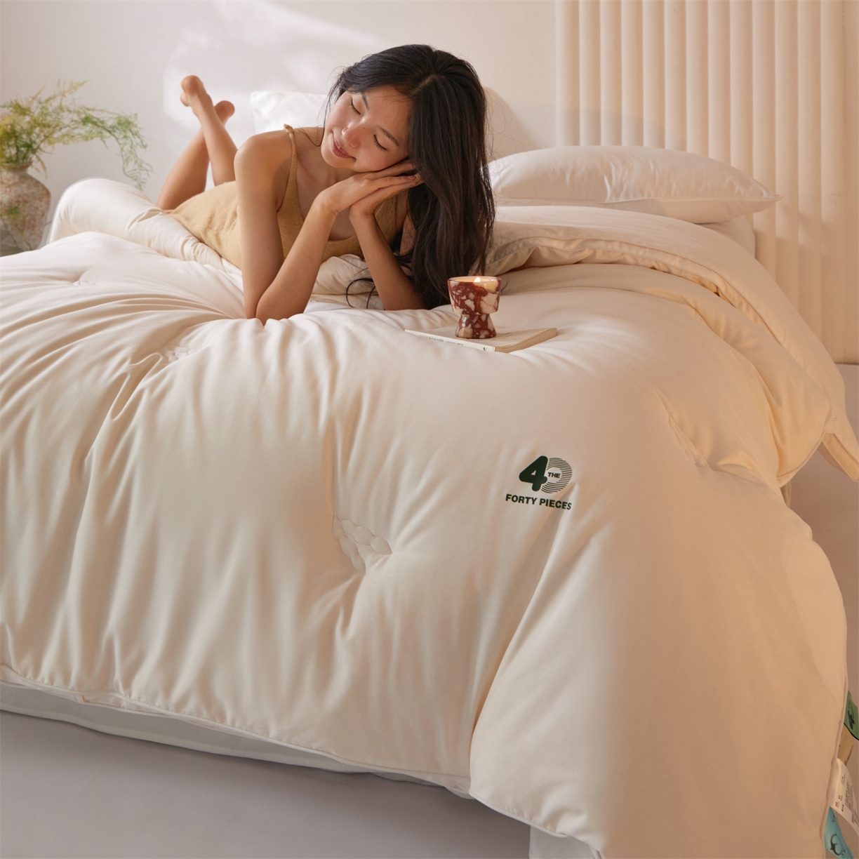 91家纺网 家纺一手货源 找家纺 （总）头等舱 2025新款全棉40支纯色A类20大豆7A抗菌立体被（模特图）