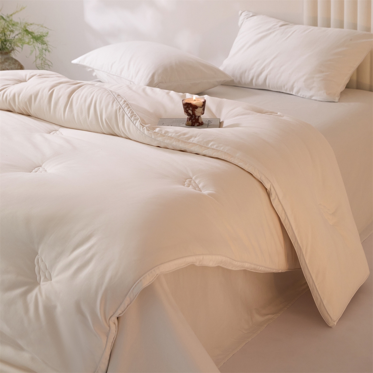 91家纺网 家纺一手货源 找家纺 （总）头等舱 2025新款全棉60支纯色A类30大豆7A抗菌立体被（空镜图）