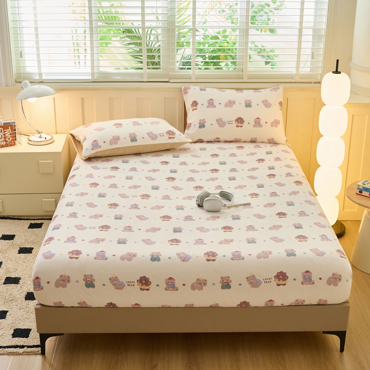 91家纺网 家纺一手货源 找家纺 早晨家纺 2025新款卡通印花高克重牛奶绒印花单床笠 萌熊集