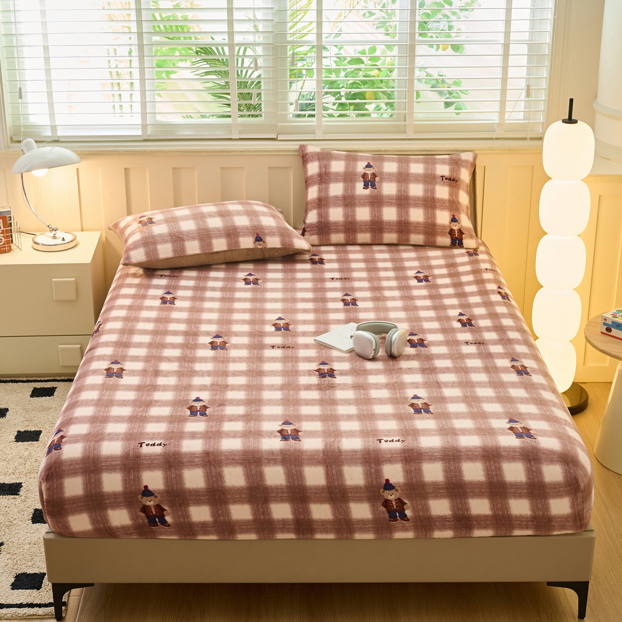 91家纺网 家纺一手货源 找家纺 早晨家纺 2025新款卡通印花高克重牛奶绒印花单床笠 这花型没做保留图片