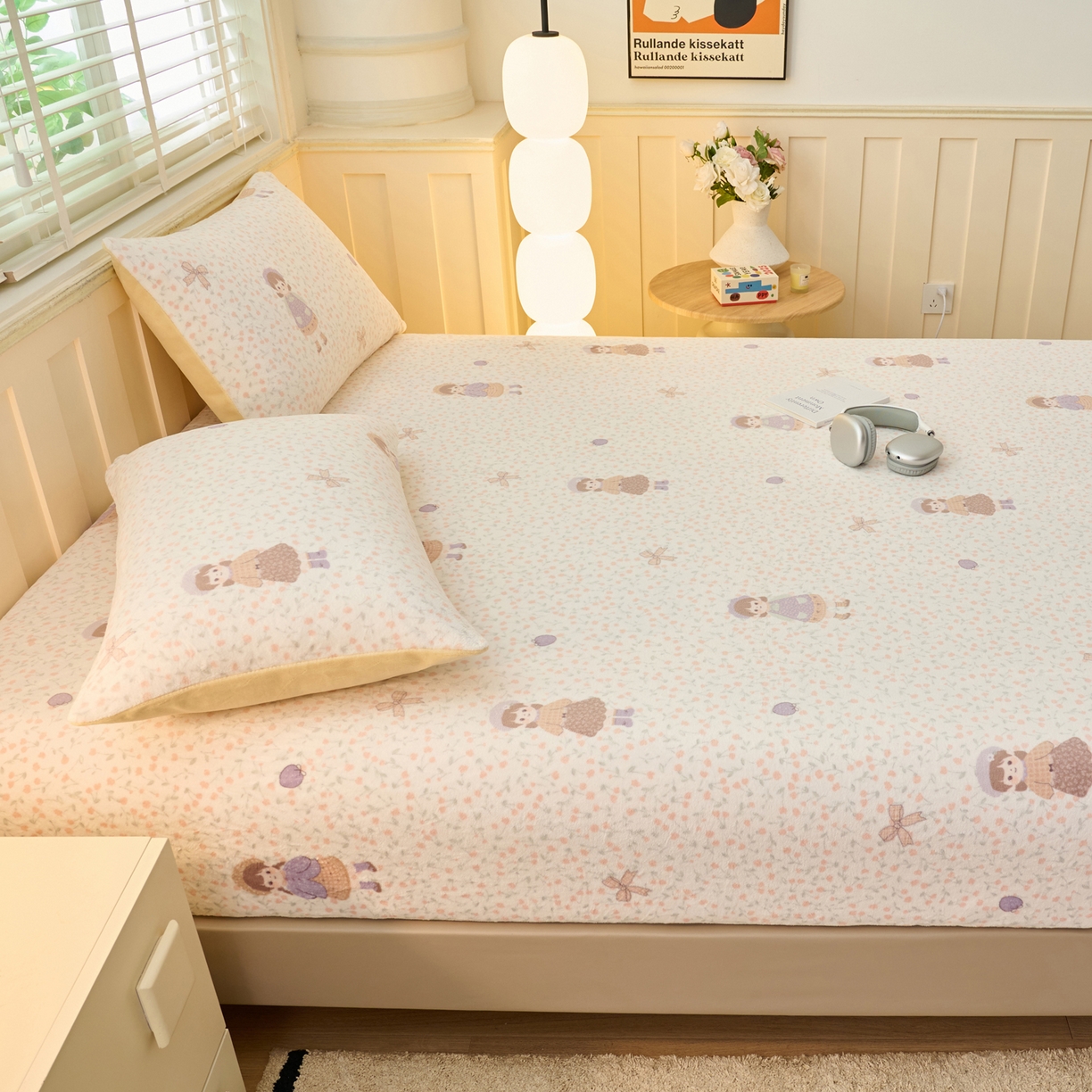 91家纺网 家纺一手货源 找家纺 早晨家纺 2025新款卡通印花高克重牛奶绒印花单床笠 童梦谣