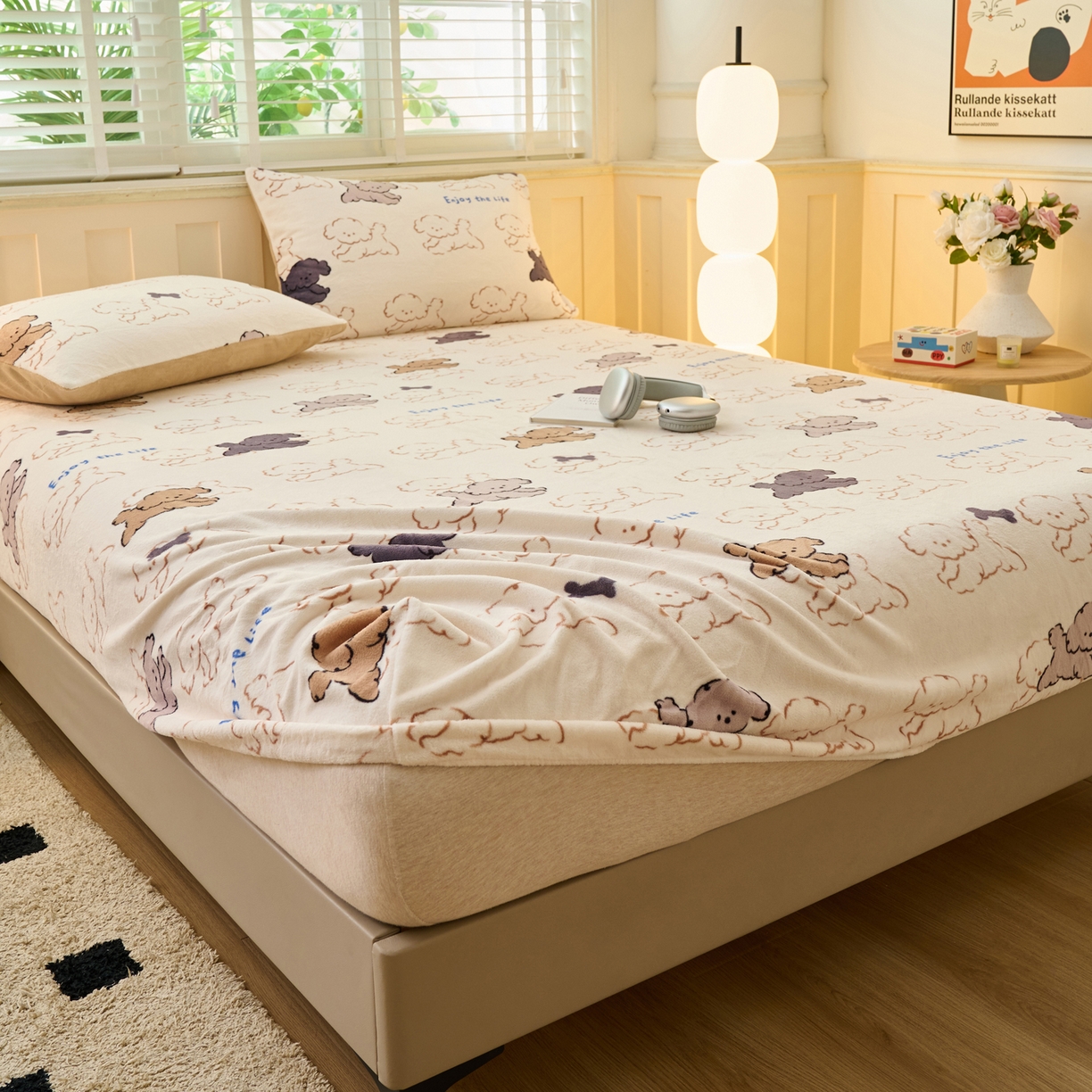 91家纺网 家纺一手货源 找家纺 早晨家纺 2025新款卡通印花高克重牛奶绒印花单床笠 萌犬集