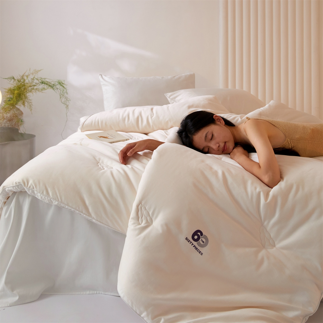 91家纺网 家纺一手货源 找家纺 （总）头等舱 2025新款全棉60支纯色A类30大豆7A抗菌立体被（模特图）