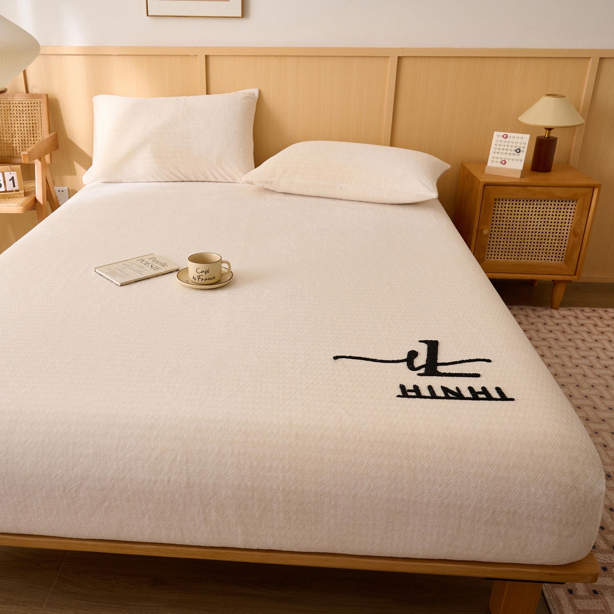 91家纺网 家纺一手货源 找家纺 早晨家纺 2025新款流星款高克重牛奶绒阳离子提花兔毛单床笠 流星-奶白