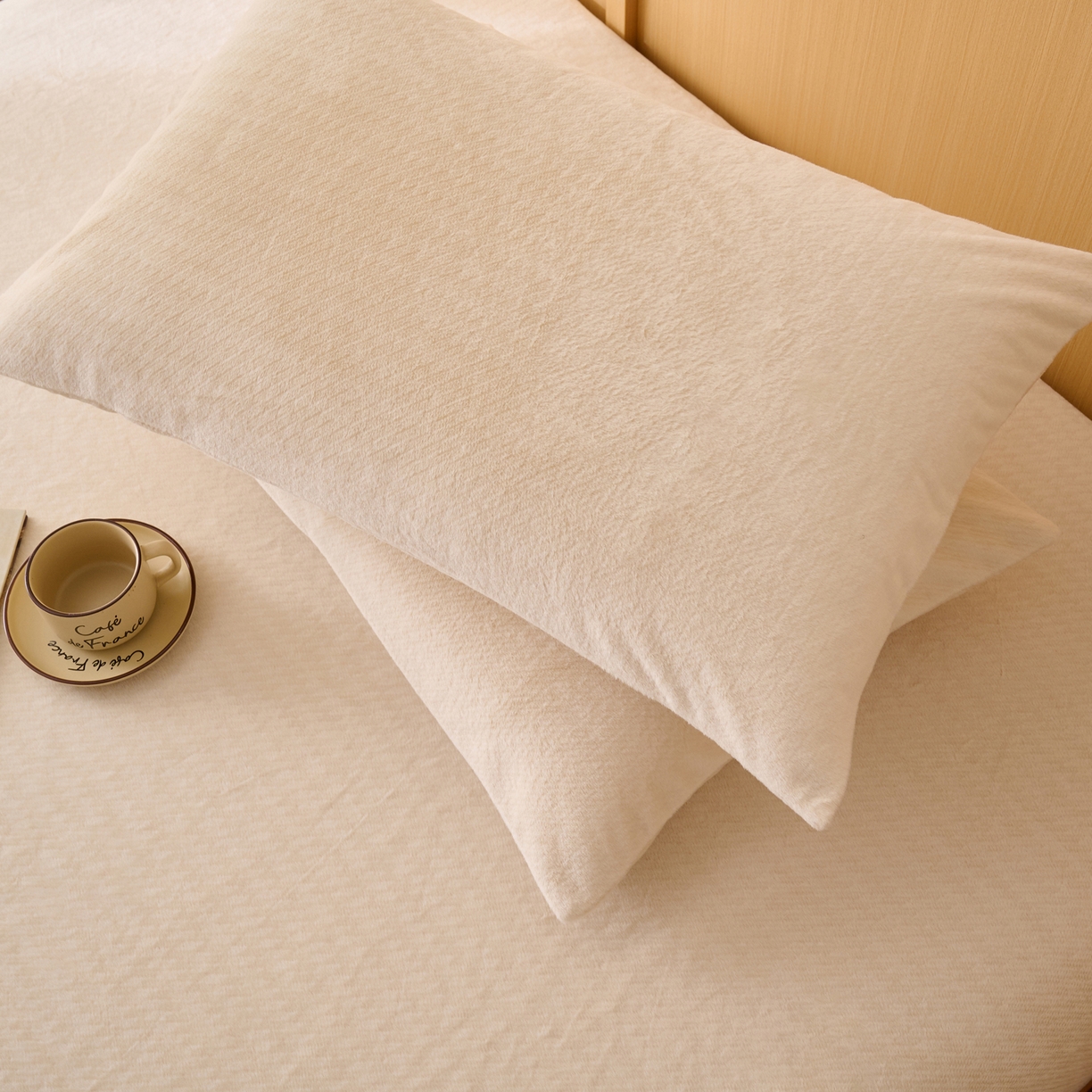 91家纺网 家纺一手货源 找家纺 早晨家纺 2025新款流星款高克重牛奶绒阳离子提花兔毛单床笠 流星-奶白