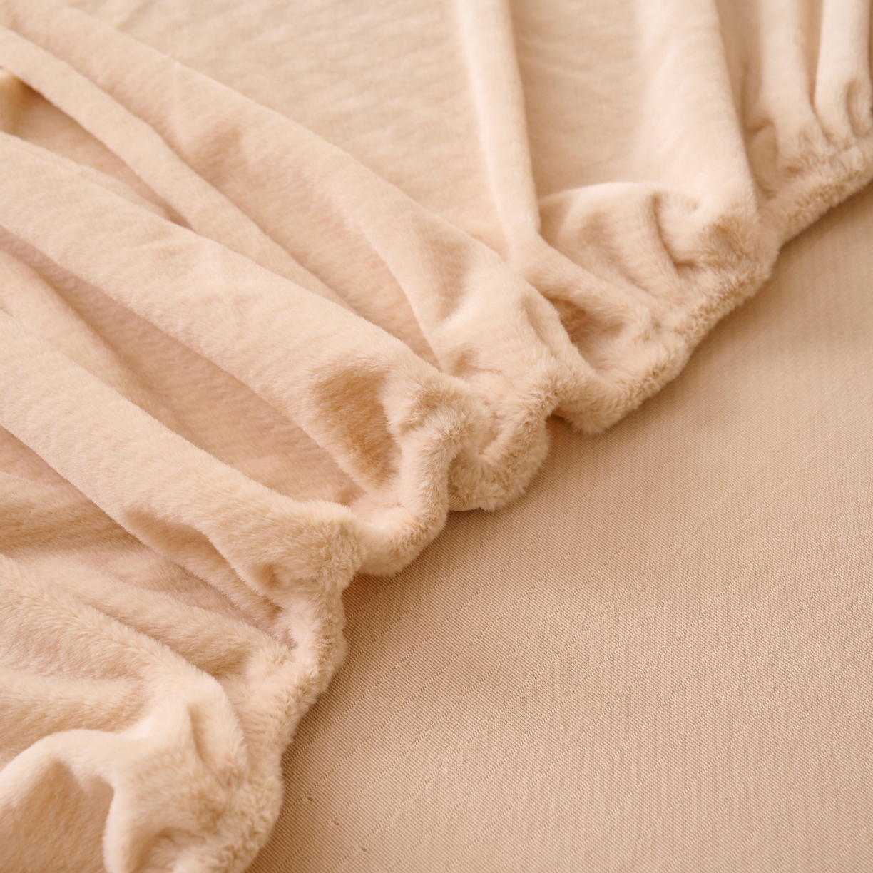 91家纺网 家纺一手货源 找家纺 早晨家纺 2025新款流星款高克重牛奶绒阳离子提花兔毛单床笠 流星-米驼