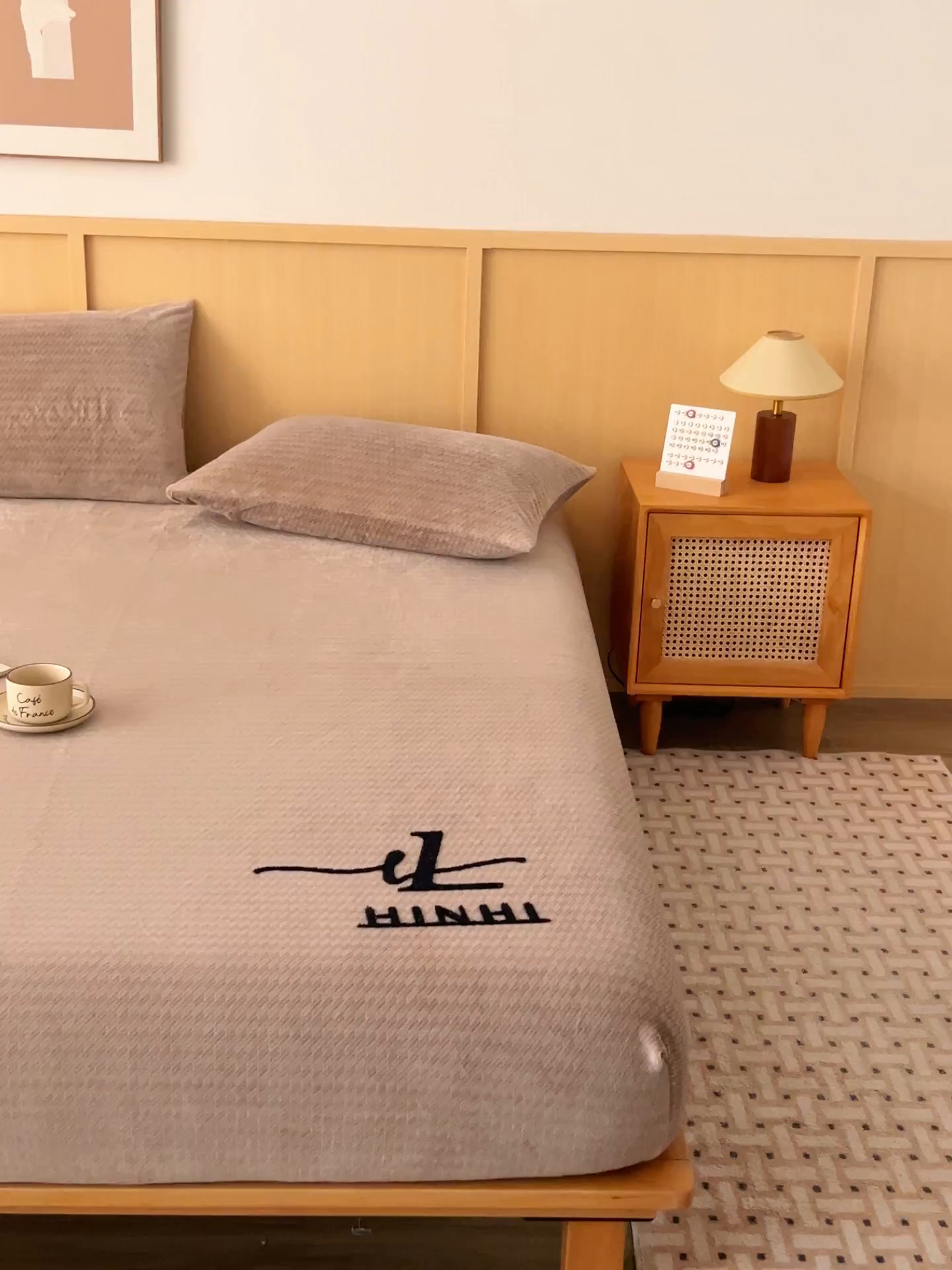 91家纺网 家纺一手货源 找家纺 （总）早晨家纺 2025新款流星款高克重牛奶绒阳离子提花兔毛单床笠