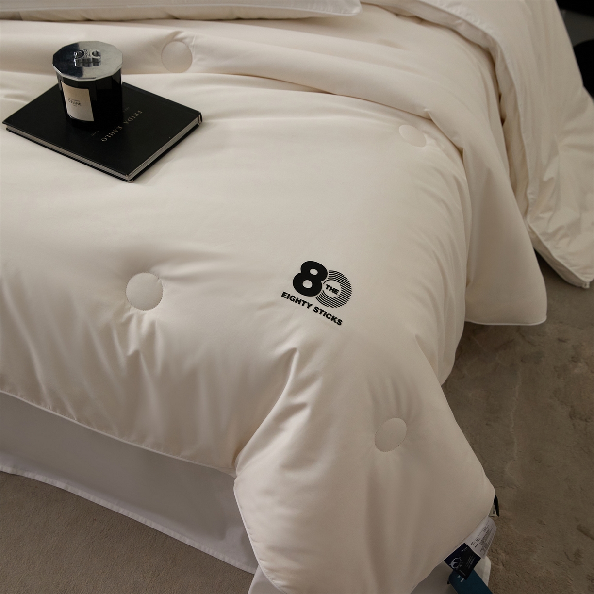 91家纺网 家纺一手货源 找家纺 （总）头等舱 2025新款全棉80支长绒棉纯色A类55大豆7A抗菌立体被（空镜）