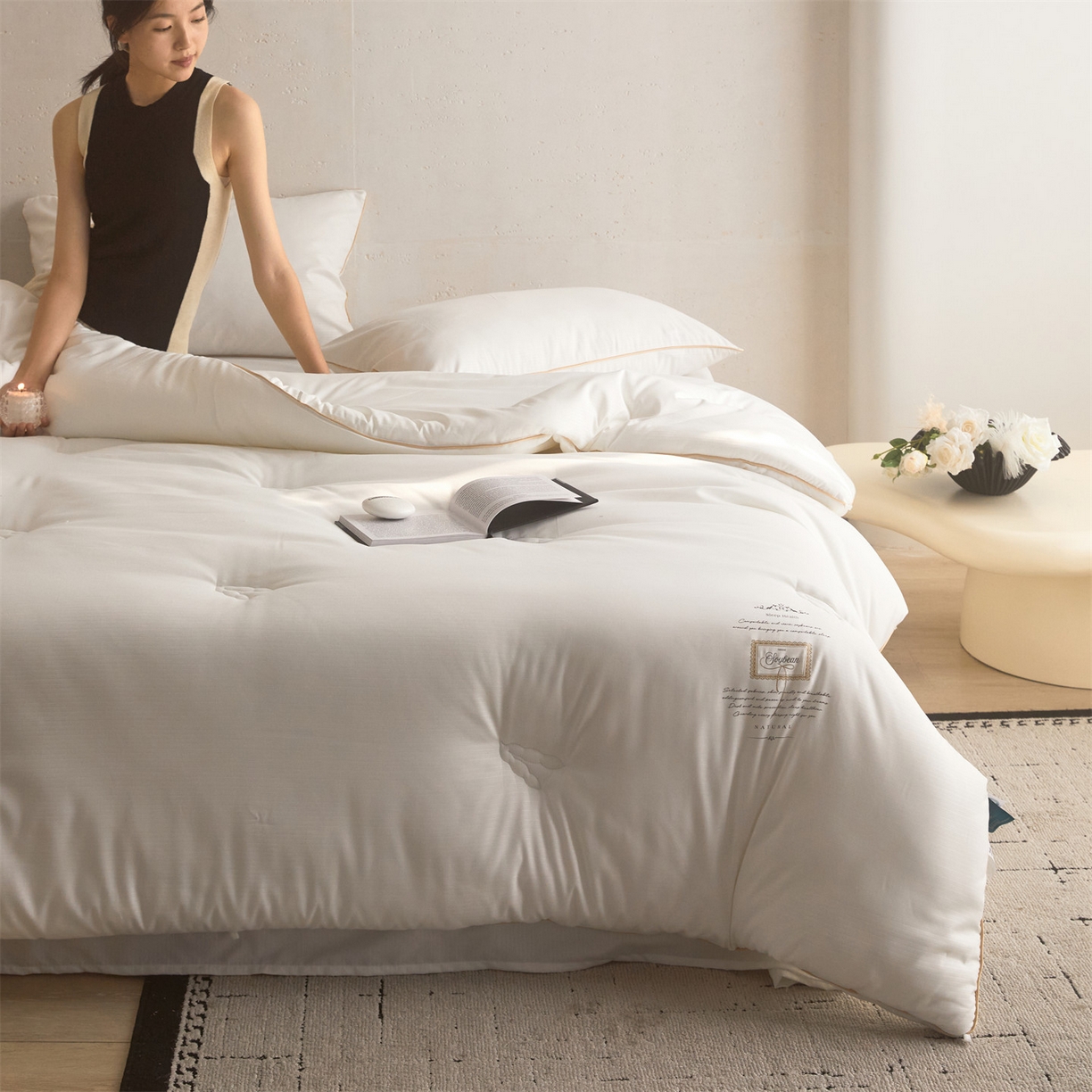 91家纺网 家纺一手货源 找家纺 （总）头等舱 2025新款四季棉条纹A类20大豆7A抗菌秋冬被（模特图）