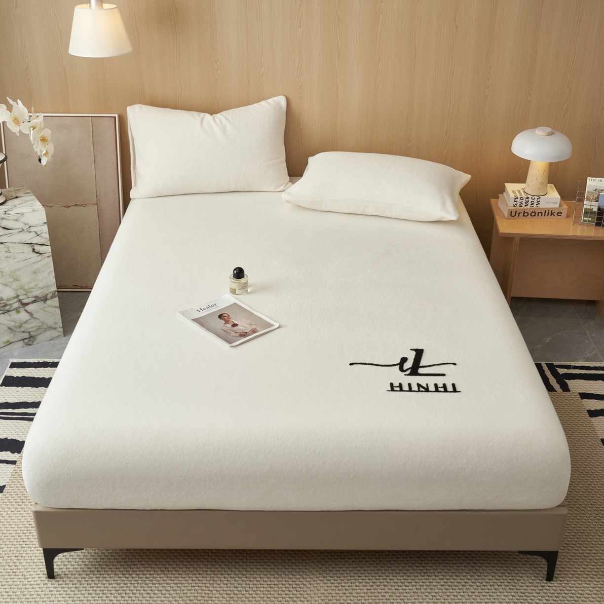 91家纺网 家纺一手货源 找家纺 早晨家纺 2025新款牛奶绒纯色毛巾绣暖绒床笠 时尚-奶白