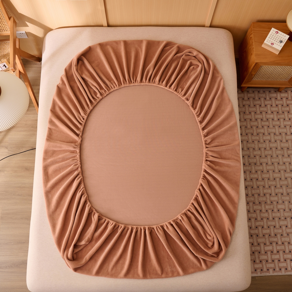 91家纺网 家纺一手货源 找家纺 （总）早晨家纺 2025新款华泰款高克重牛奶绒仿羊绒毛巾绣单床笠