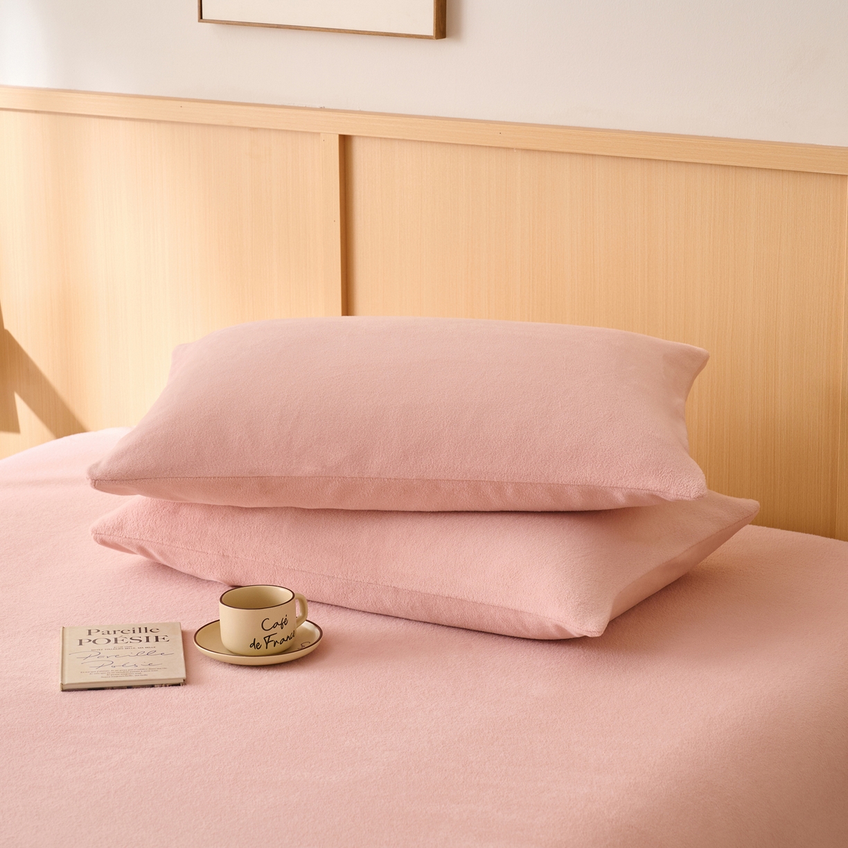 91家纺网 家纺一手货源 找家纺 早晨家纺 2025新款华泰款高克重牛奶绒仿羊绒毛巾绣单床笠 华泰-玉