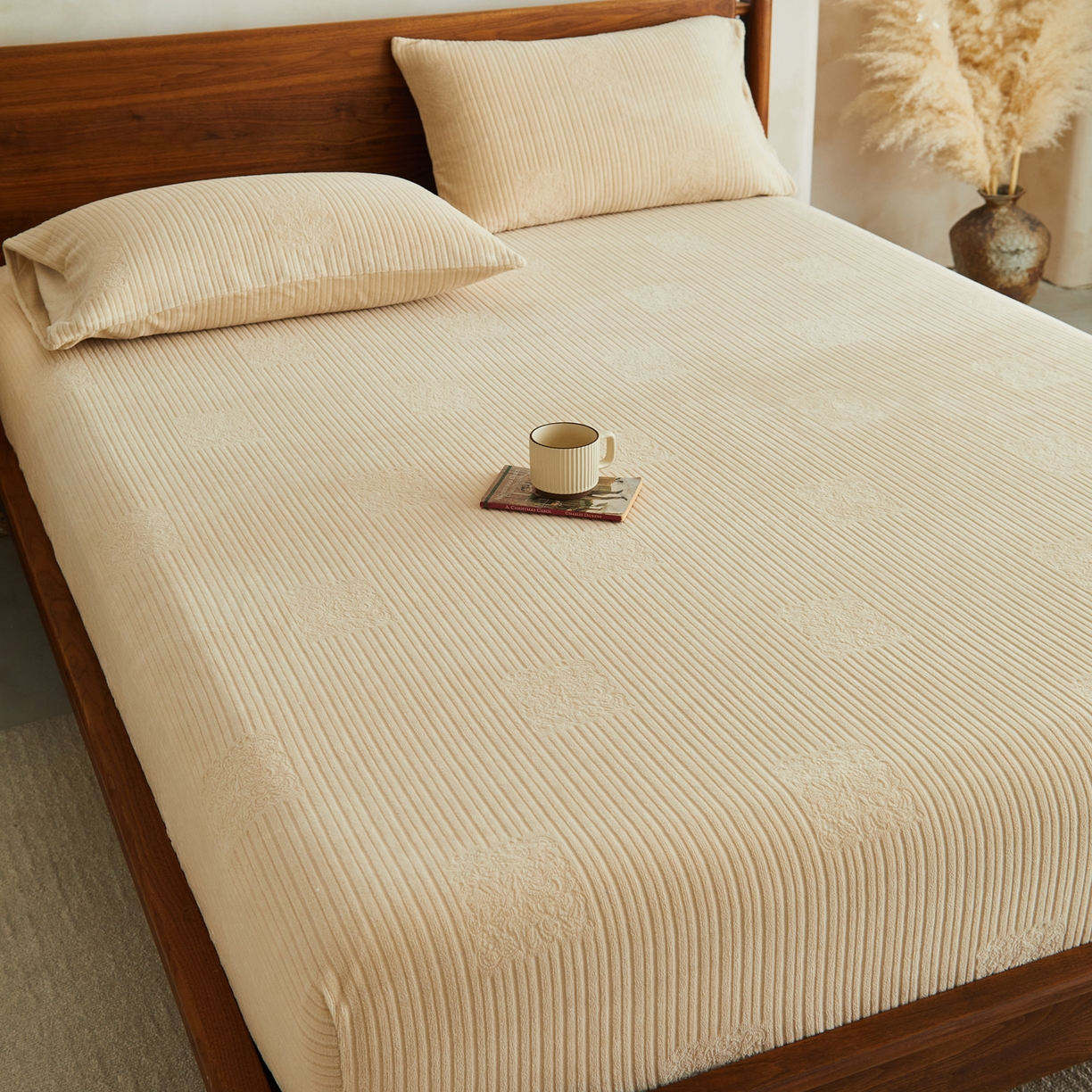 91家纺网 家纺一手货源 找家纺 （总）早晨家纺 2025新款红金龙纯色烂花牛奶绒床笠