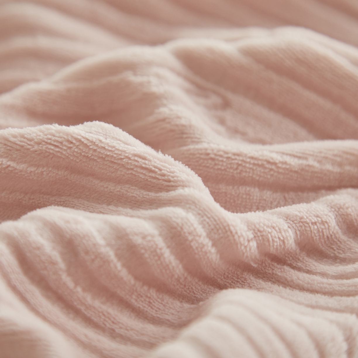 91家纺网 家纺一手货源 找家纺 早晨家纺 2025新款红金龙纯色烂花牛奶绒床笠 恬憩-豆沙