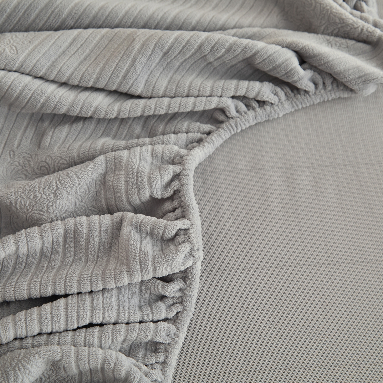 91家纺网 家纺一手货源 找家纺 早晨家纺 2025新款红金龙纯色烂花牛奶绒床笠 米澜-银灰