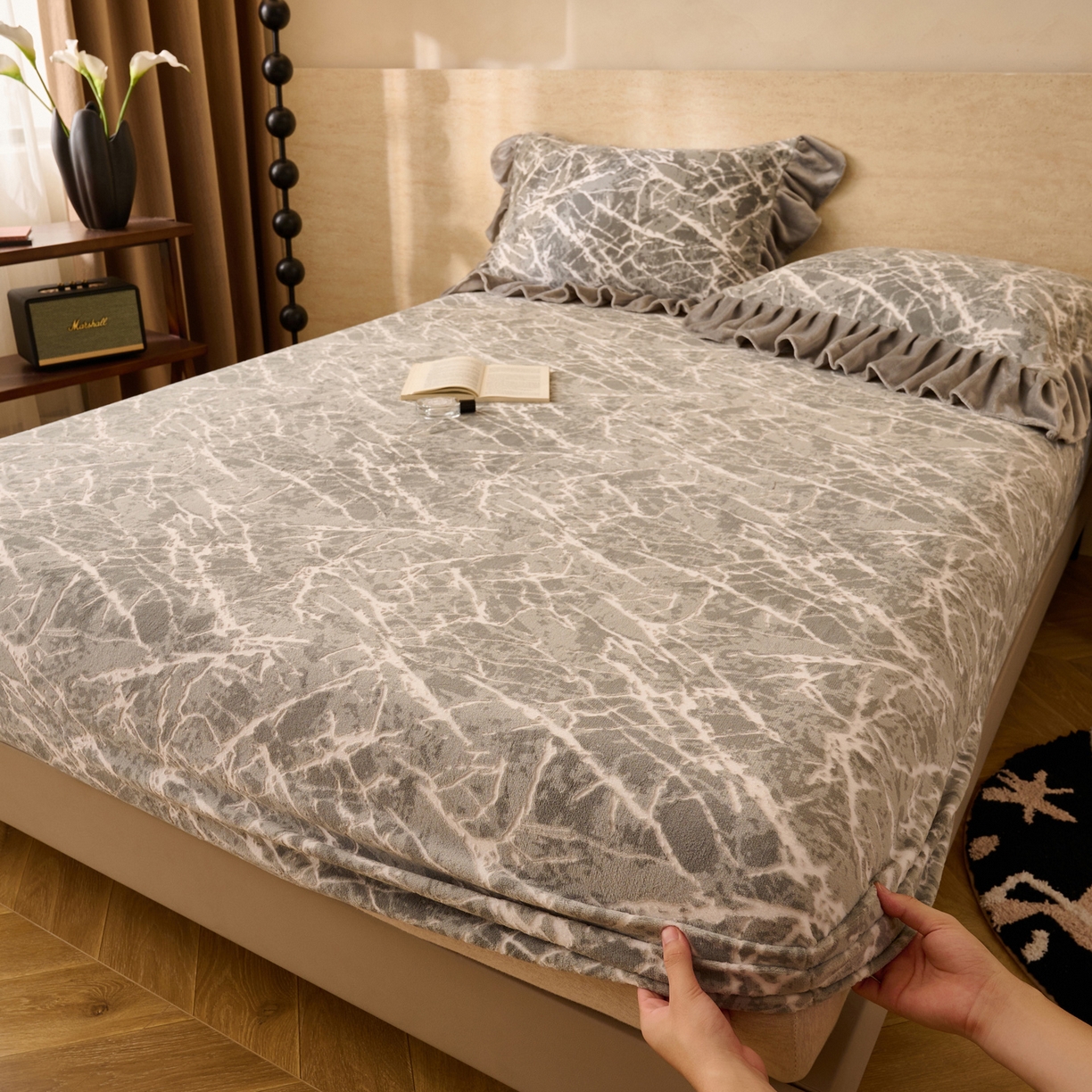 91家纺网 家纺一手货源 找家纺 （总）早晨家纺 2025新款高克重牛奶绒烂花单床笠