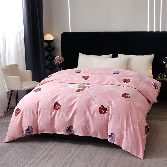 91家纺网 家纺一手货源 找家纺 晶缦家纺 2025叶语系·纯棉活性全棉磨毛单被套单品被套被套单件 炫动草莓粉