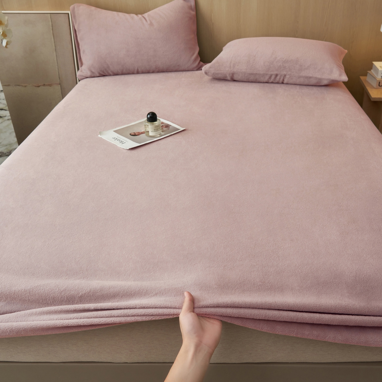 91家纺网 家纺一手货源 找家纺 早晨家纺 2025新款高克重牛奶绒纯色单床笠 牛奶绒-豆沙