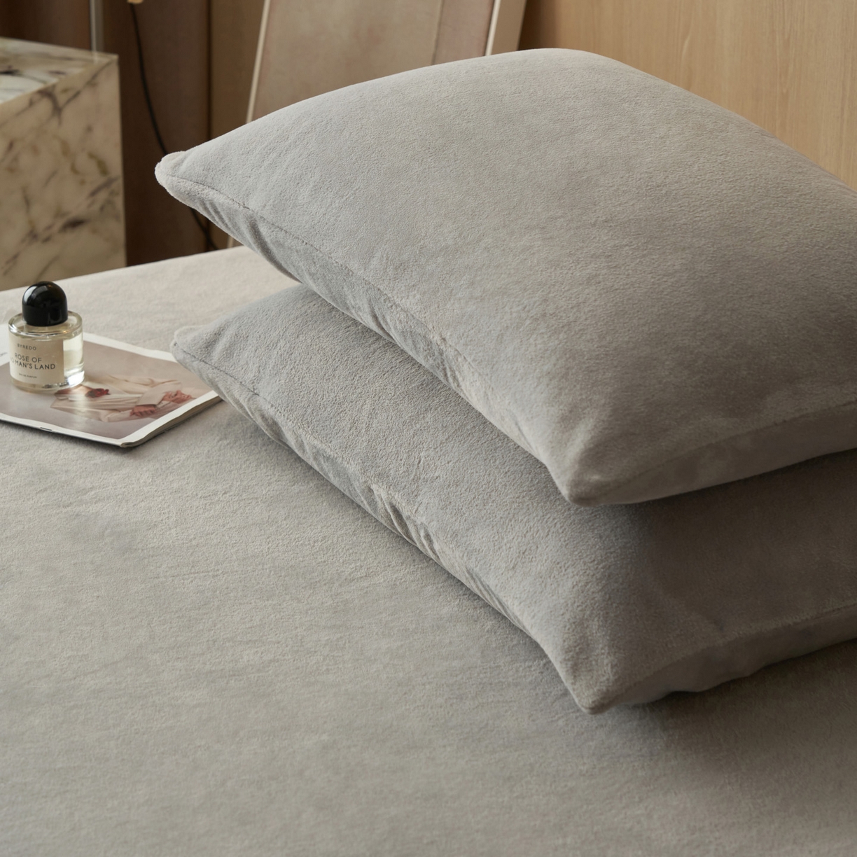 91家纺网 家纺一手货源 找家纺 早晨家纺 2025新款高克重牛奶绒纯色单床笠 牛奶绒-浅灰