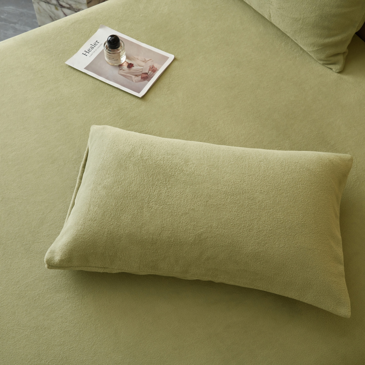 91家纺网 家纺一手货源 找家纺 早晨家纺 2025新款高克重牛奶绒纯色单床笠 牛奶绒-草绿