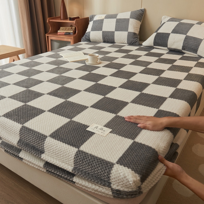 91家纺网 家纺一手货源 找家纺 （总）早晨家纺 2025新款豆豆款高克重牛奶绒菠萝格无印风床笠