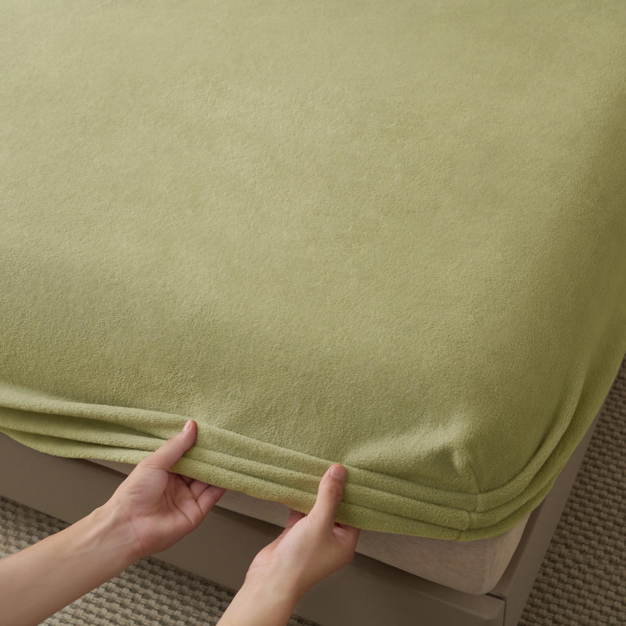 91家纺网 家纺一手货源 找家纺 早晨家纺 2025新款高克重牛奶绒纯色单床笠 牛奶绒-草绿