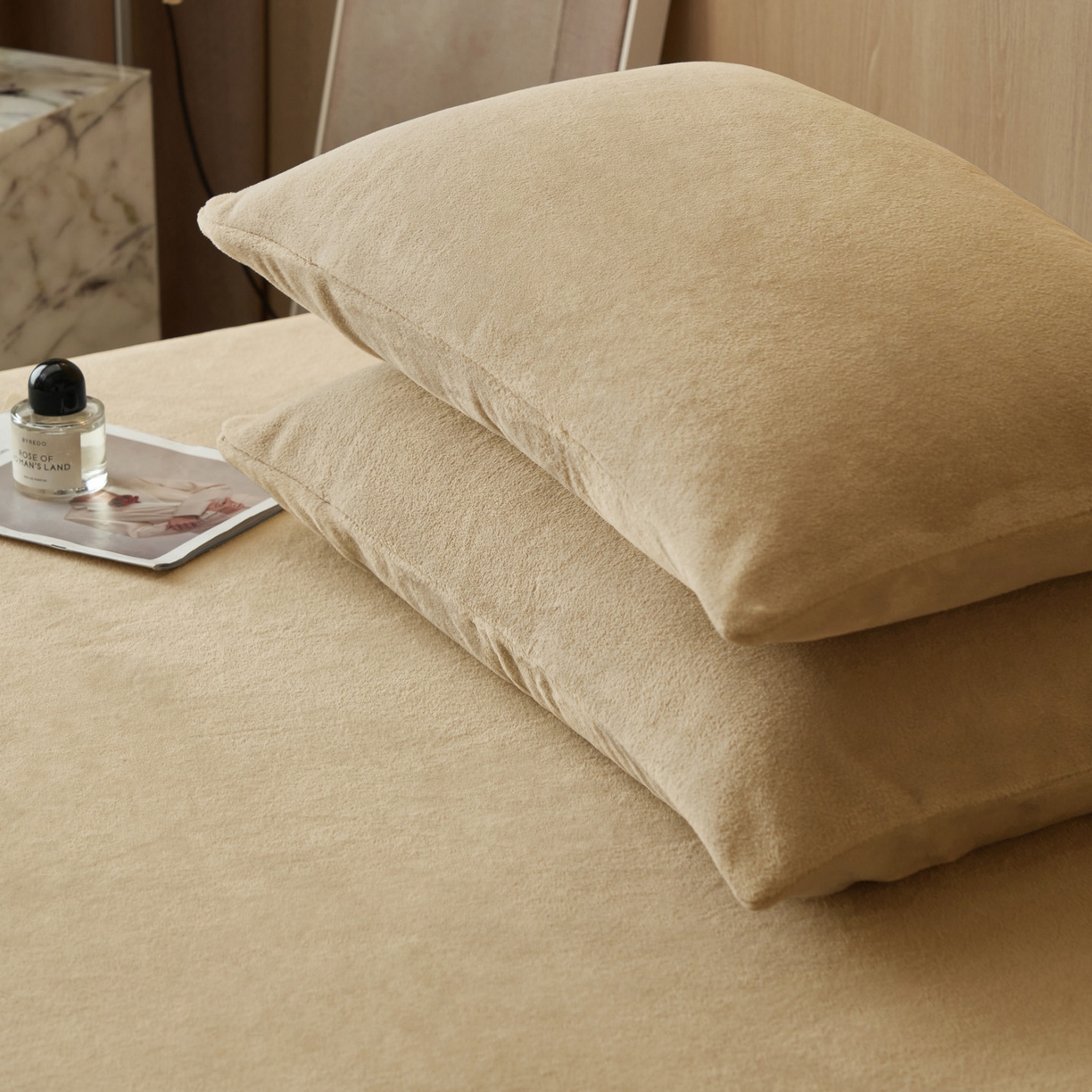 91家纺网 家纺一手货源 找家纺 早晨家纺 2025新款高克重牛奶绒纯色单床笠 牛奶绒-米驼