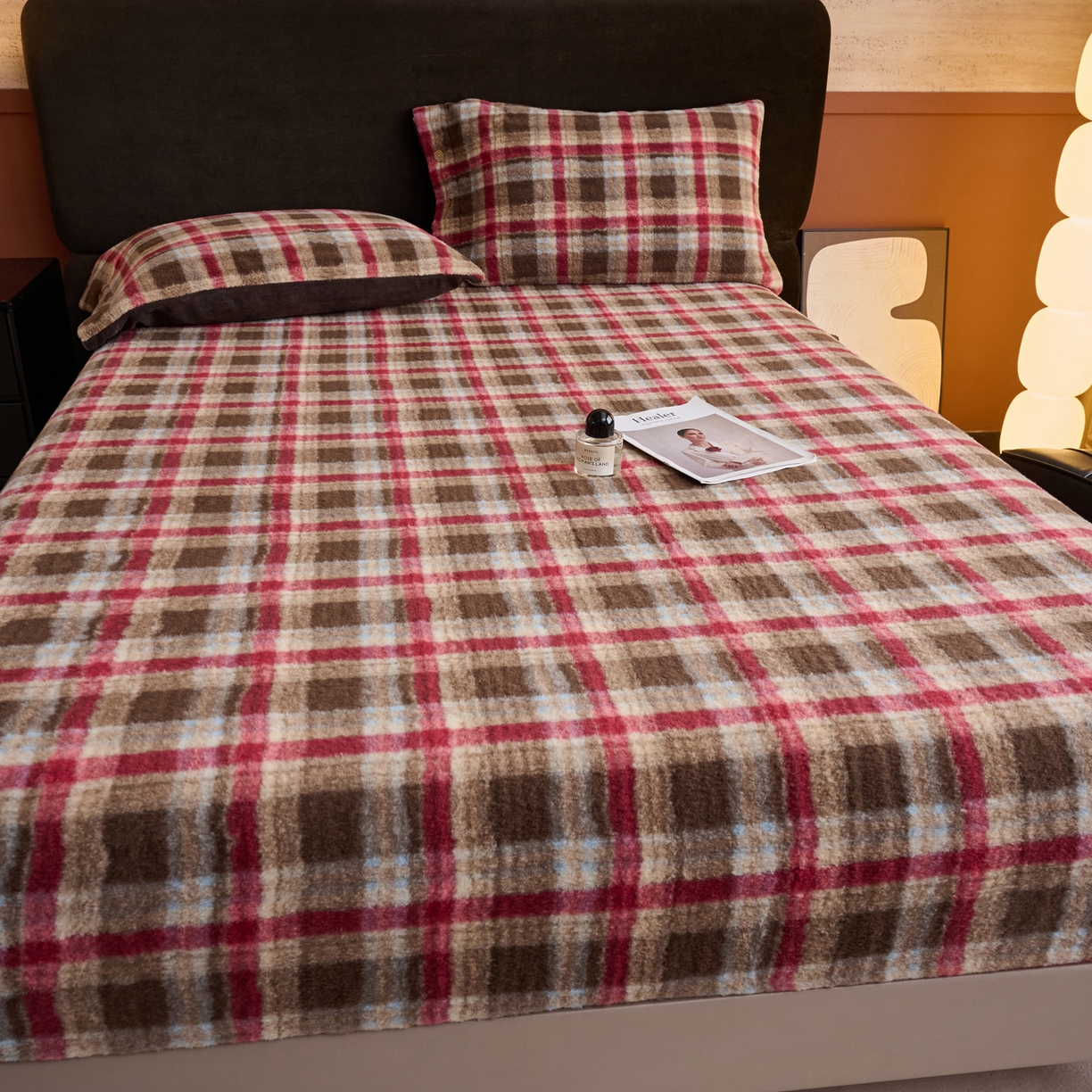 91家纺网 家纺一手货源 找家纺 （总）早晨家纺 2025新款230g羊驼绒复古格牛奶绒床笠