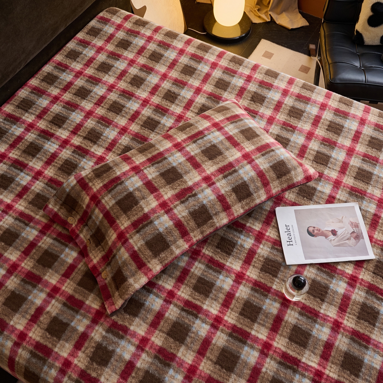 91家纺网 家纺一手货源 找家纺 （总）早晨家纺 2025新款230g羊驼绒复古格牛奶绒床笠