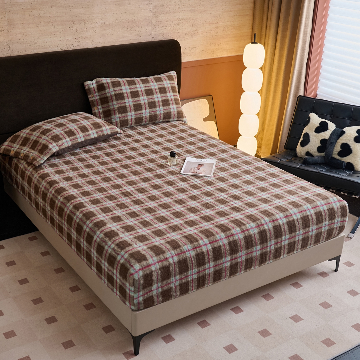 91家纺网 家纺一手货源 找家纺 早晨家纺 2025新款230g羊驼绒复古格牛奶绒床笠 慕池格