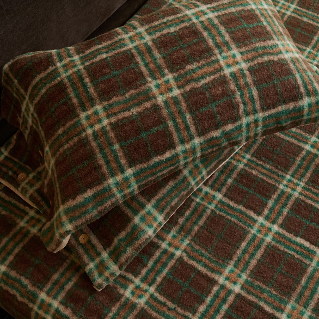 91家纺网 家纺一手货源 找家纺 早晨家纺 2025新款230g羊驼绒复古格牛奶绒床笠 巴宝格