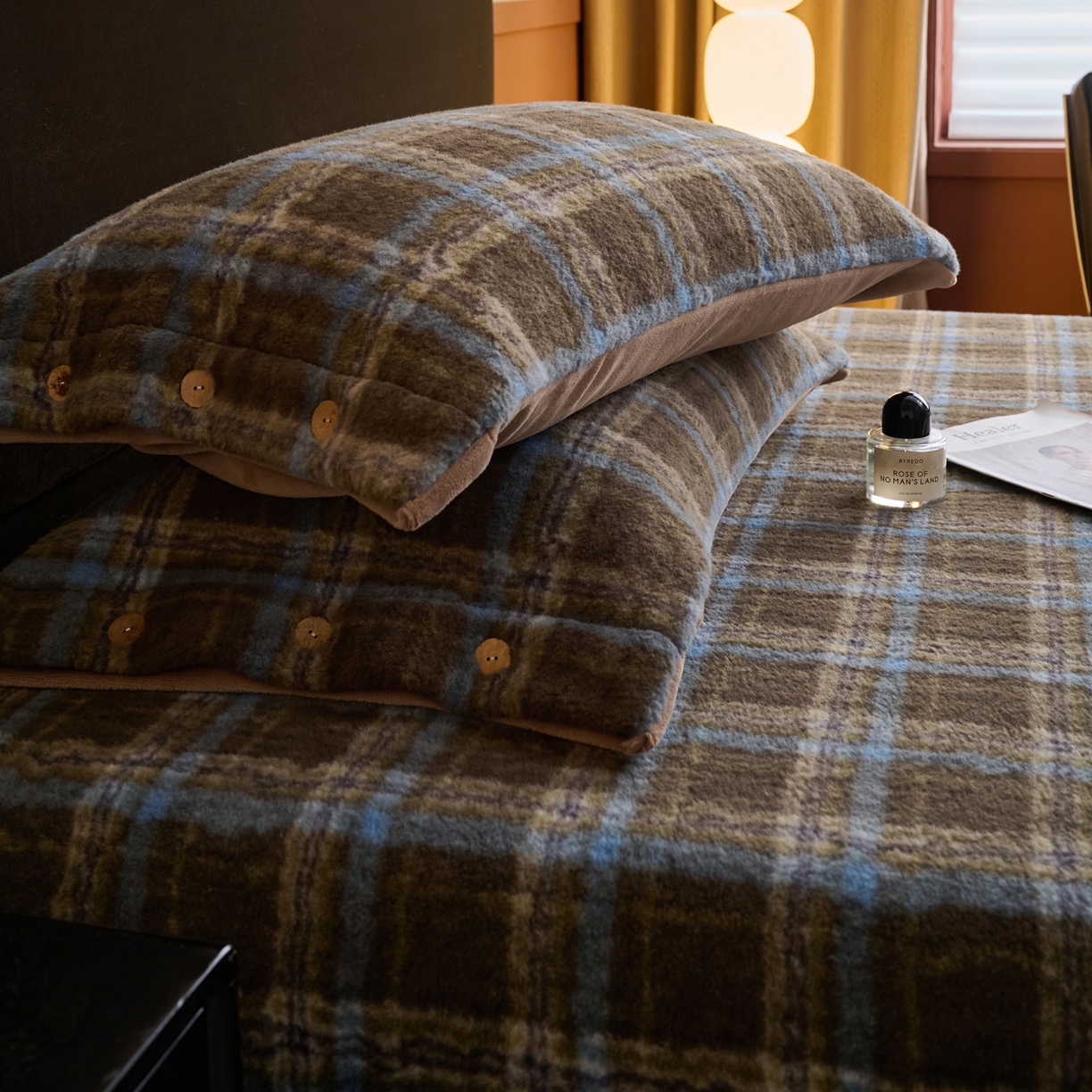 91家纺网 家纺一手货源 找家纺 早晨家纺 2025新款230g羊驼绒复古格牛奶绒床笠 维系咖格