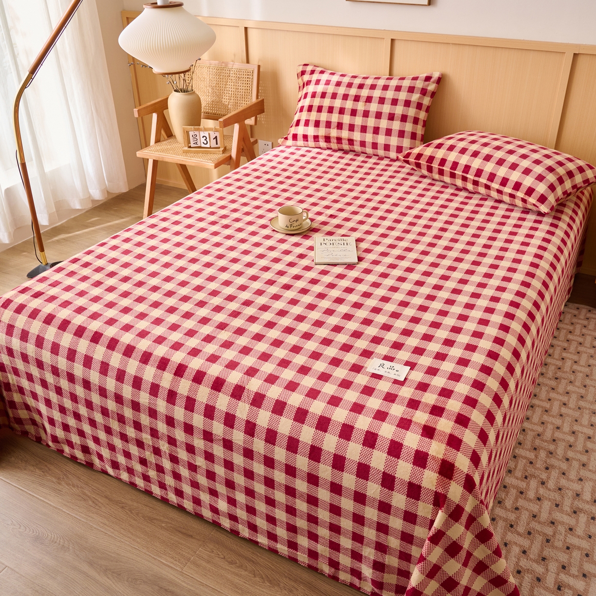 91家纺网 家纺一手货源 找家纺 早晨家纺 2025新款野牧款高克重牛奶绒印花单床单系列 野牧-红小格