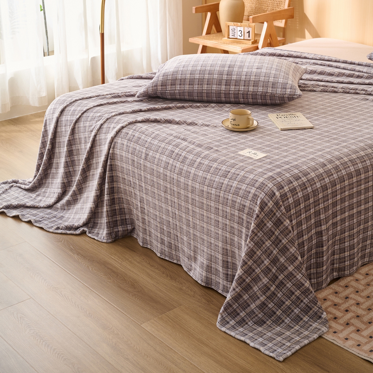 91家纺网 家纺一手货源 找家纺 早晨家纺 2025新款野牧款高克重牛奶绒印花单床单系列 野牧-灰小格