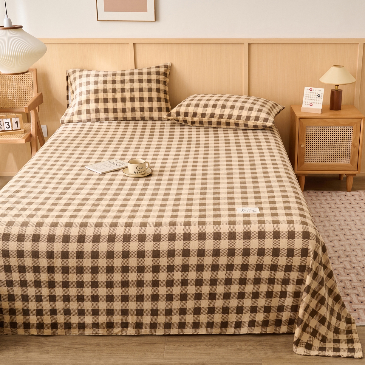 91家纺网 家纺一手货源 找家纺 早晨家纺 2025新款野牧款高克重牛奶绒印花单床单系列 野牧-咖小格