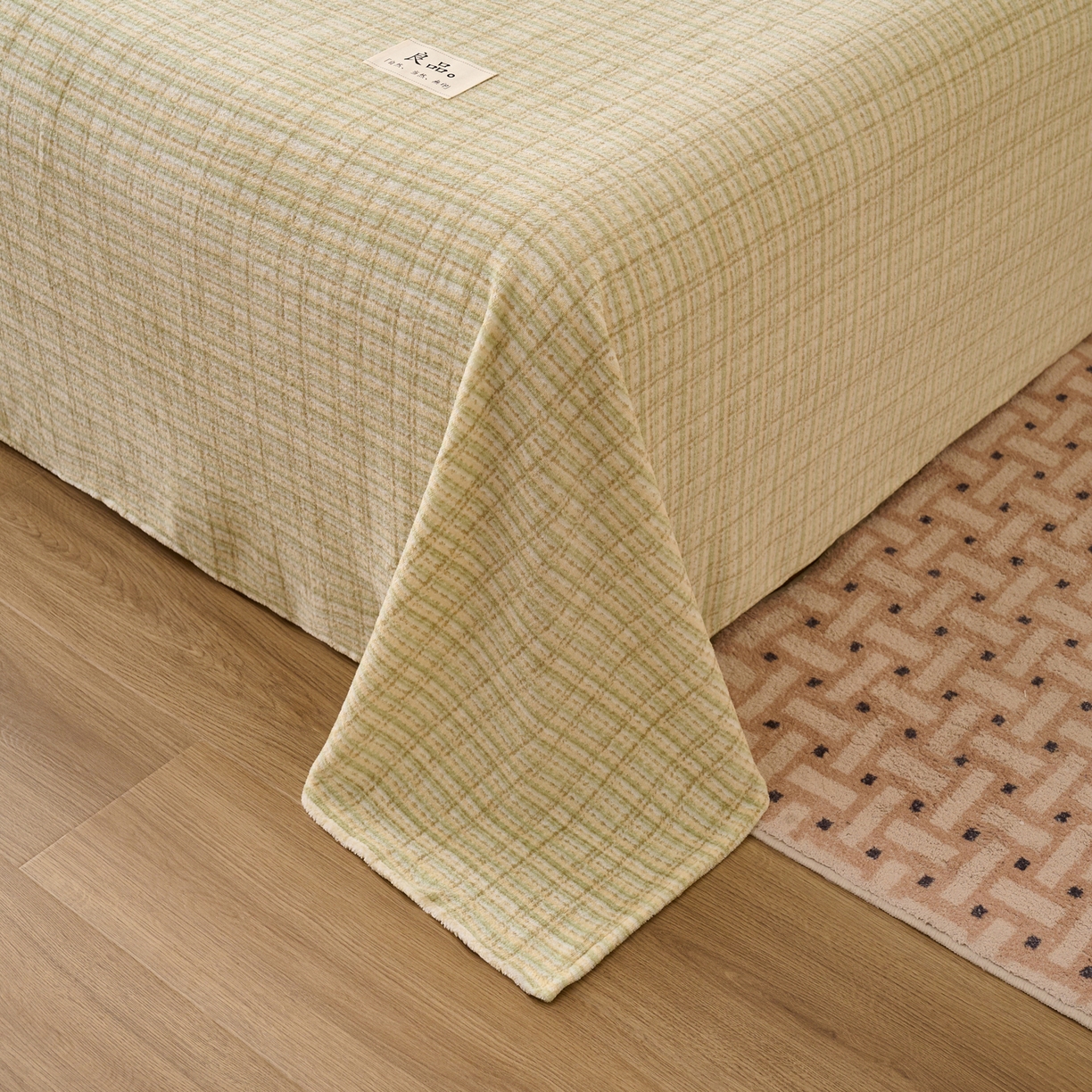 91家纺网 家纺一手货源 找家纺 早晨家纺 2025新款野牧款高克重牛奶绒印花单床单系列 野牧-香风黄