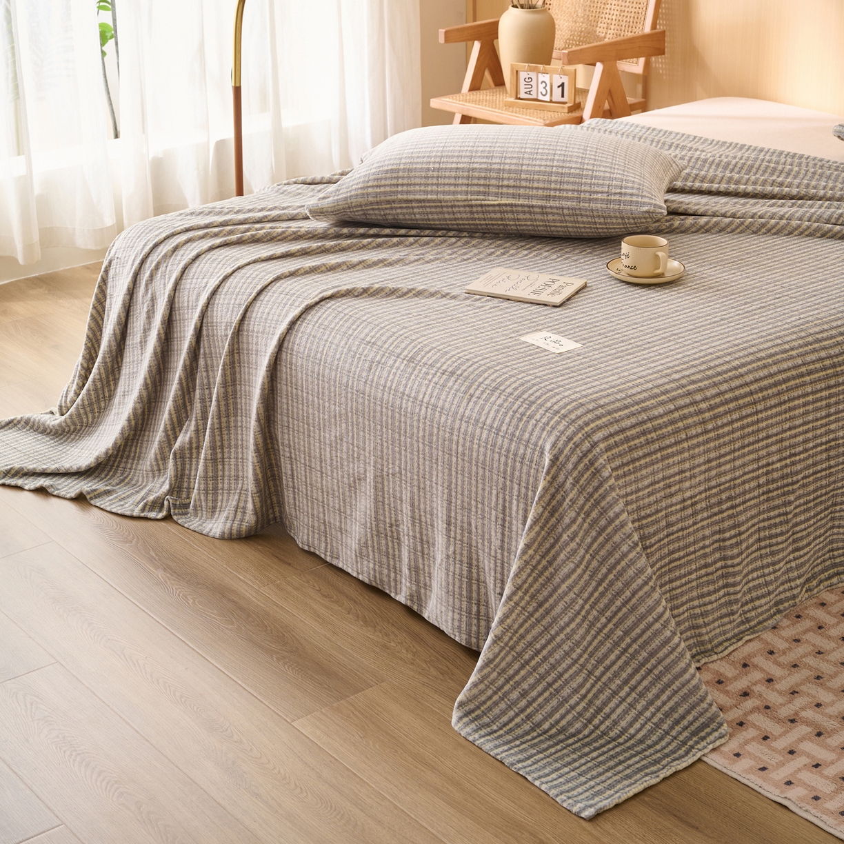 91家纺网 家纺一手货源 找家纺 早晨家纺 2025新款野牧款高克重牛奶绒印花单床单系列 野牧-香风灰