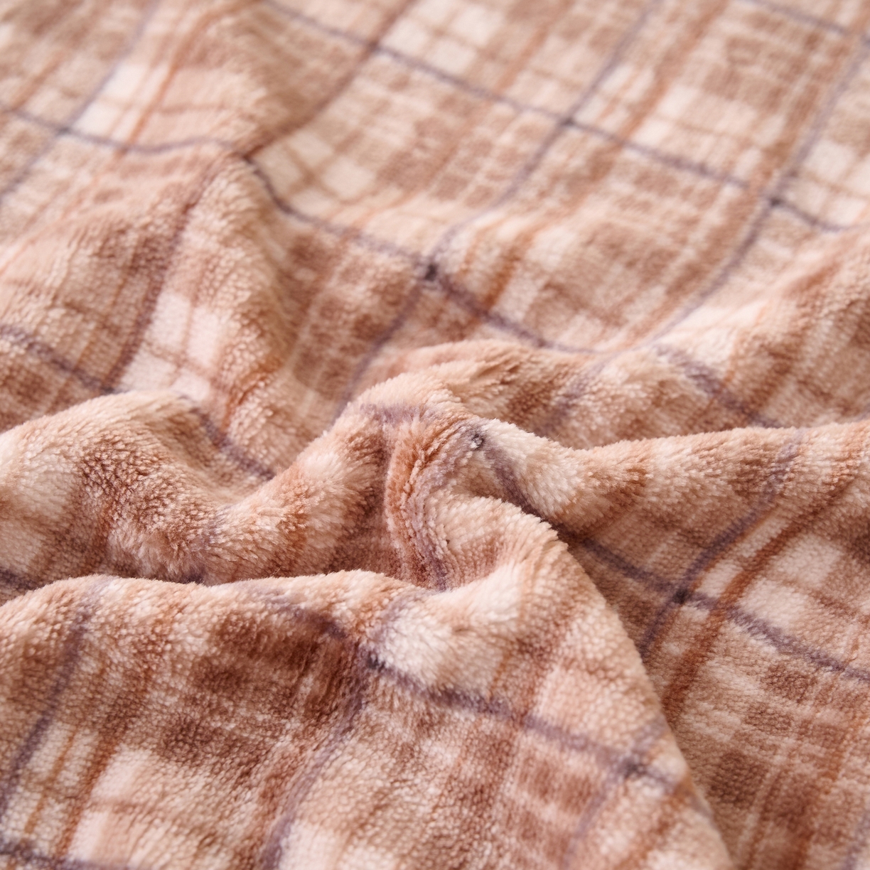 91家纺网 家纺一手货源 找家纺 早晨家纺 2025新款野牧款高克重牛奶绒印花单床单系列 野牧-香风咖