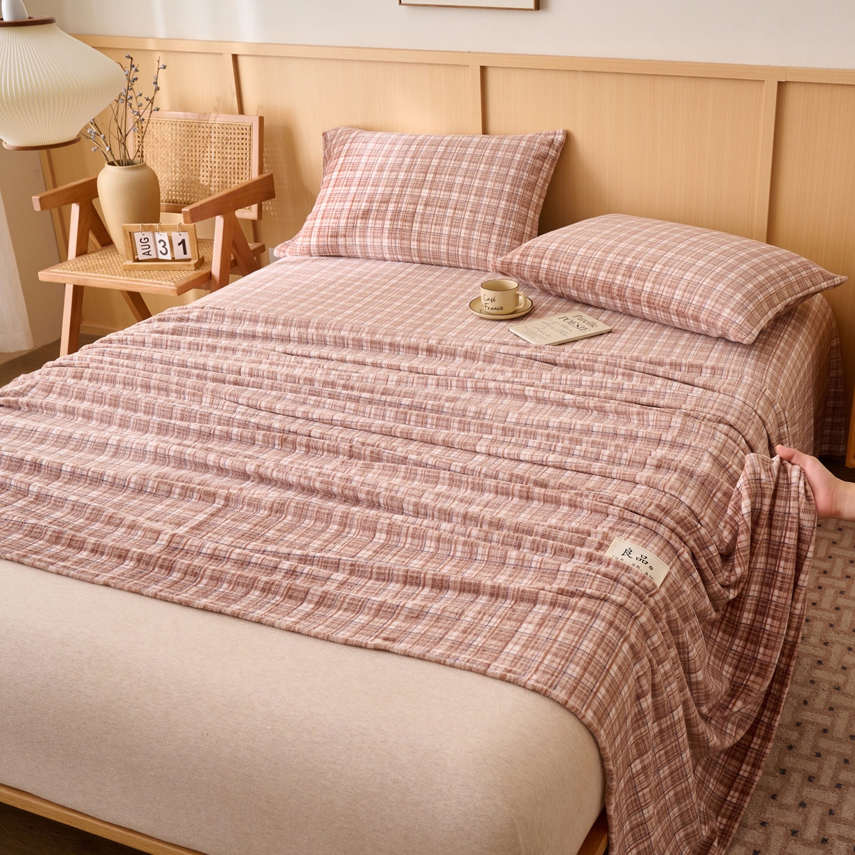 91家纺网 家纺一手货源 找家纺 早晨家纺 2025新款野牧款高克重牛奶绒印花单床单系列 野牧-香风咖