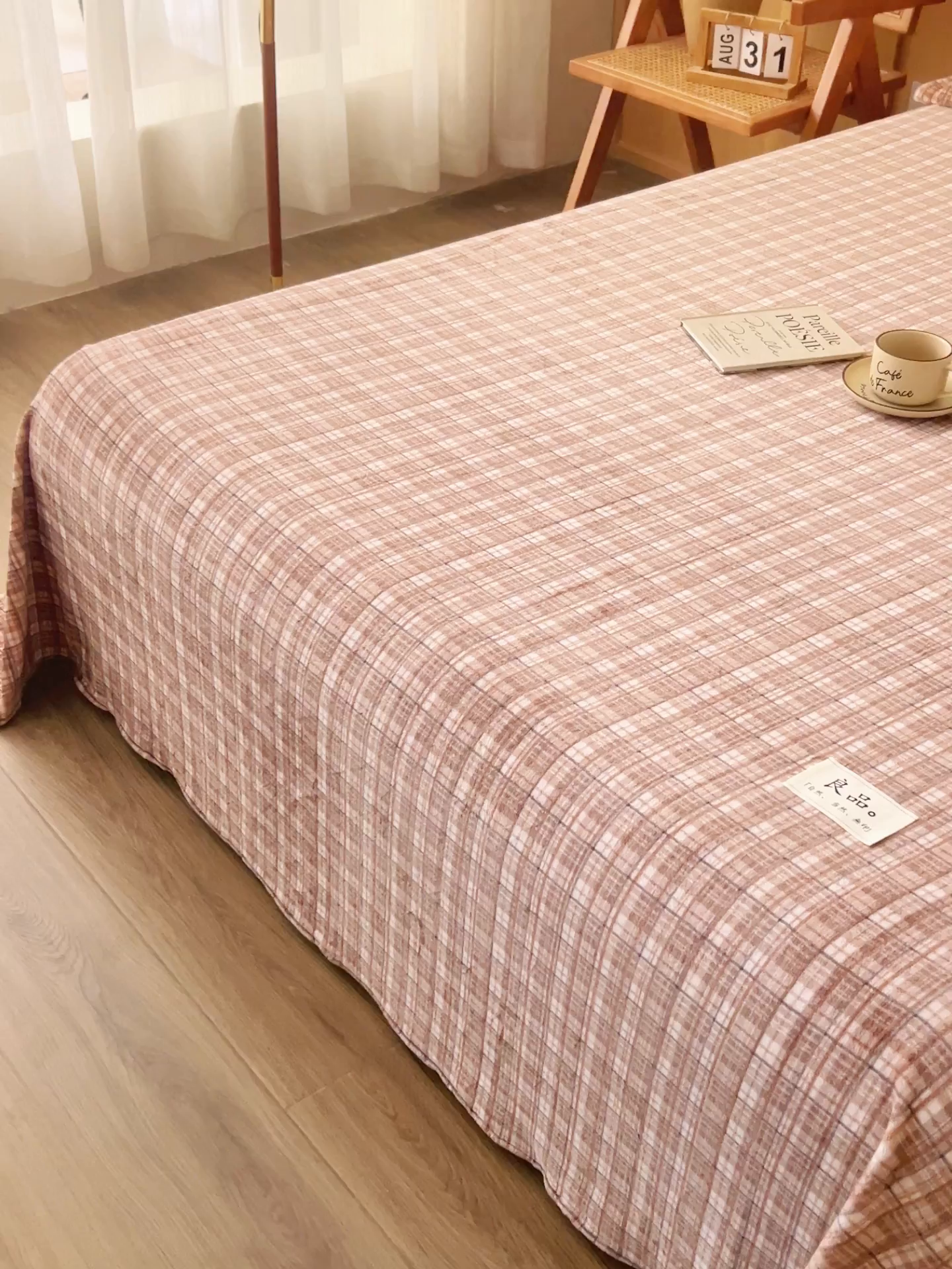 91家纺网 家纺一手货源 找家纺 早晨家纺 2025新款野牧款高克重牛奶绒印花单床单系列 野牧-香风咖