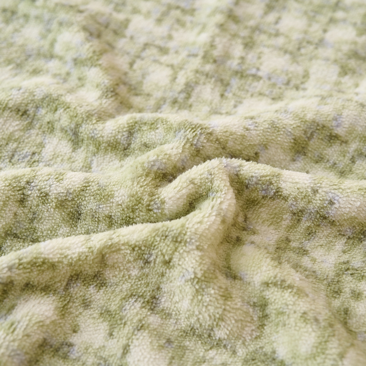 91家纺网 家纺一手货源 找家纺 早晨家纺 2025新款野牧款高克重牛奶绒印花单床单系列 野牧-香风绿