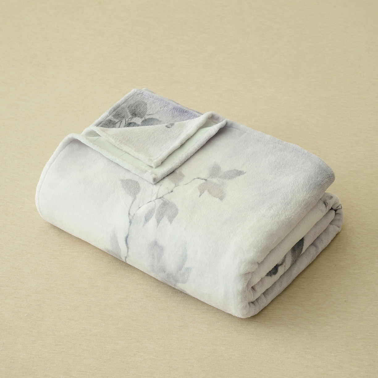 91家纺网 家纺一手货源 找家纺 早晨家纺 2025新款数码印花高克重牛奶单床单 烟蕊