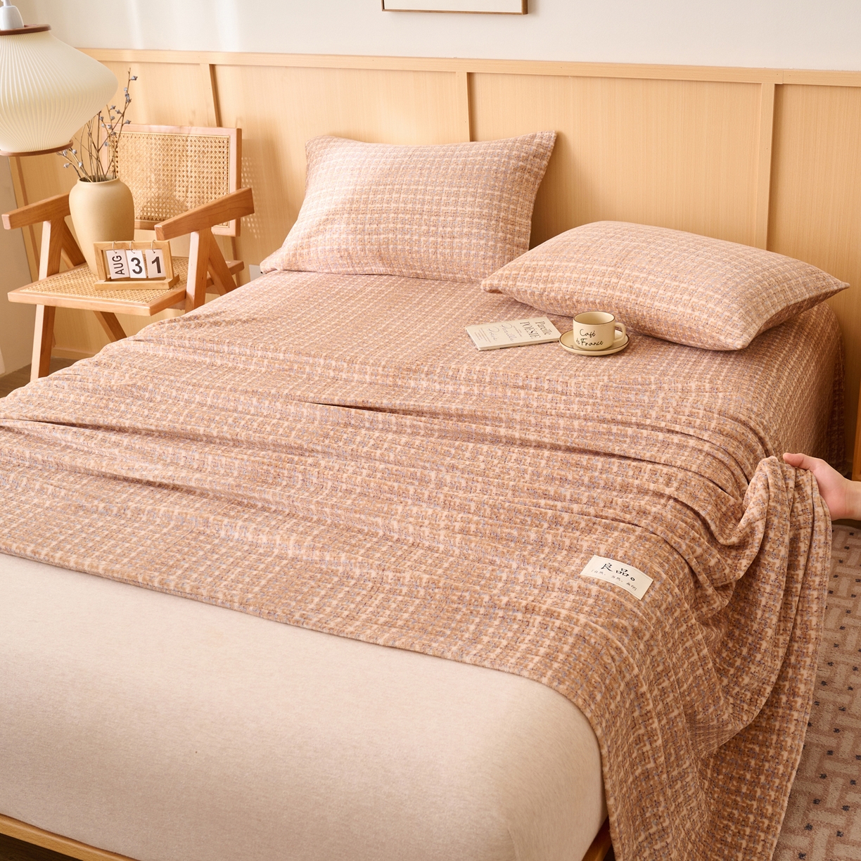 91家纺网 家纺一手货源 找家纺 早晨家纺 2025新款野牧款高克重牛奶绒印花单床单系列 野牧-香风驼