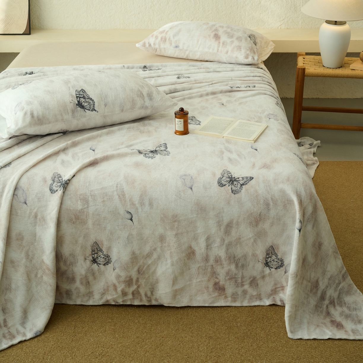 早晨家纺 2025新款数码印花高克重牛奶单床单 蝶梦