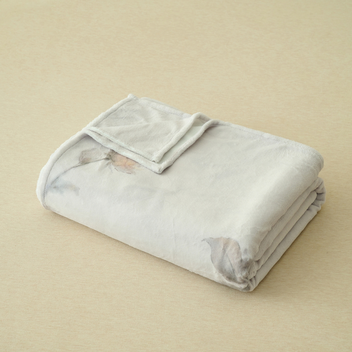 91家纺网 家纺一手货源 找家纺 早晨家纺 2025新款数码印花高克重牛奶单床单 浅蕊